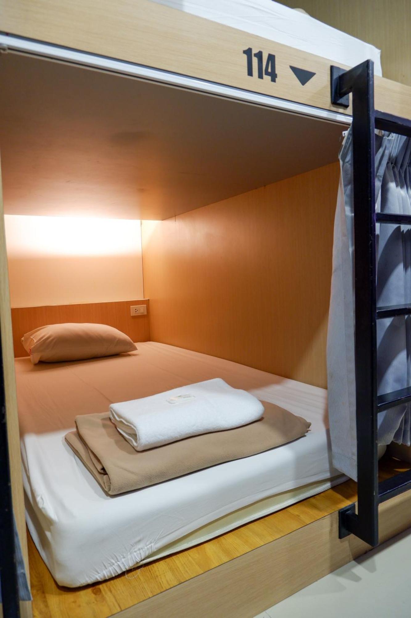 18 Coins Budget Hotel Pattaya Chambre photo